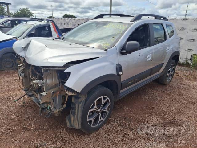 2022 RENAULT DUSTER 