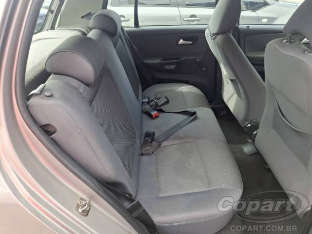 2011 VOLKSWAGEN FOX 