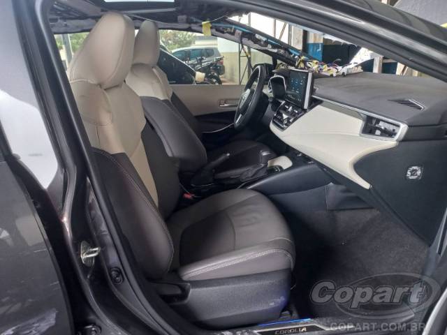 2024 TOYOTA COROLLA 