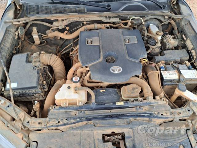 2024 TOYOTA HILUX CD 