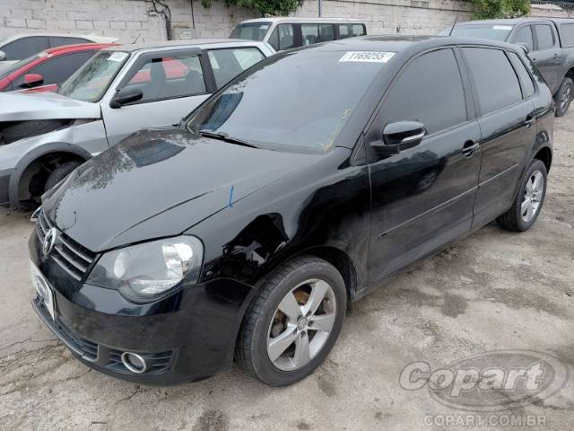 2014 VOLKSWAGEN POLO 