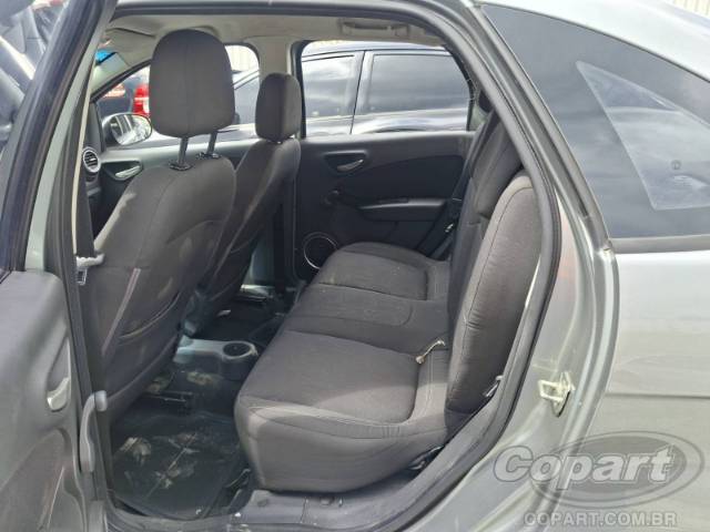 2013 FIAT GRAND SIENA 