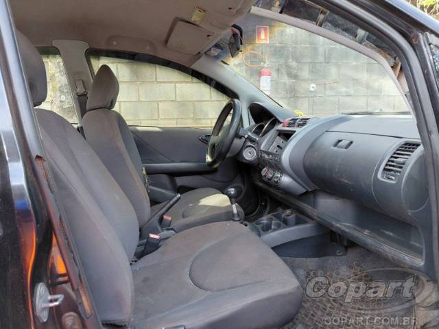 2005 HONDA FIT 