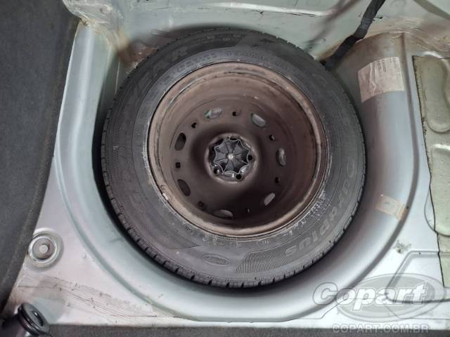 2009 VOLKSWAGEN FOX 