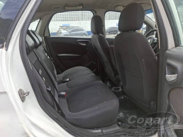 2017 FIAT GRAND SIENA 