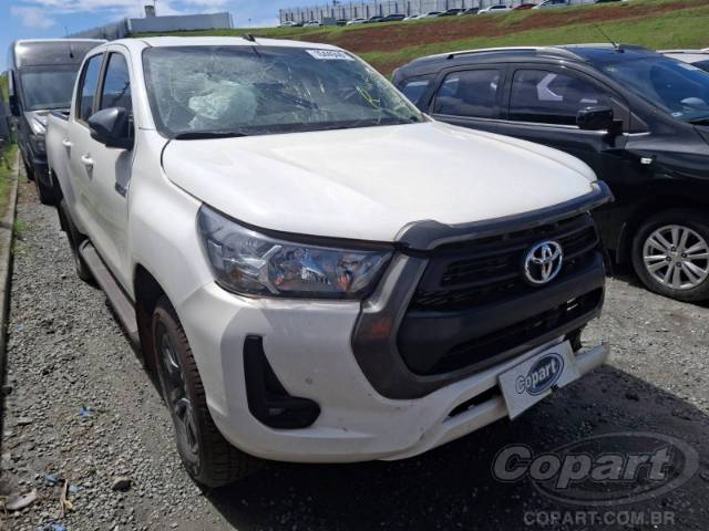 2025 TOYOTA HILUX CD 