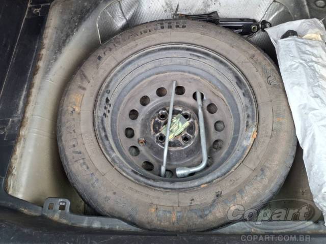 2005 HONDA FIT 