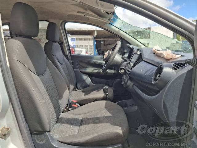 2021 FIAT UNO 