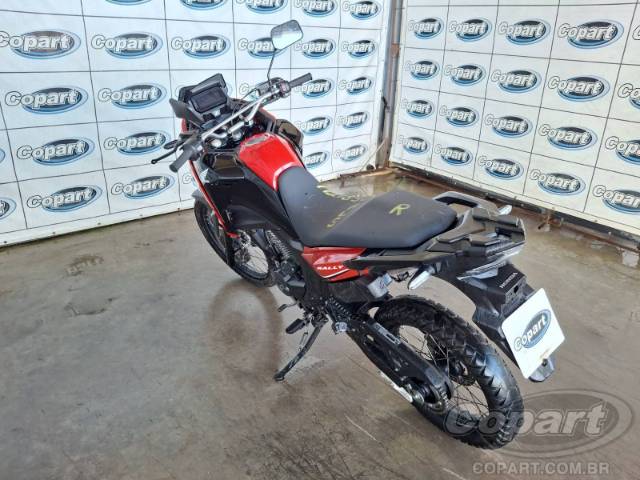 2025 HONDA XRE SAHARA 300 