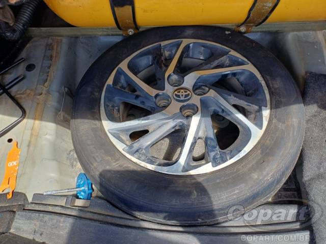 2023 TOYOTA YARIS SEDA 