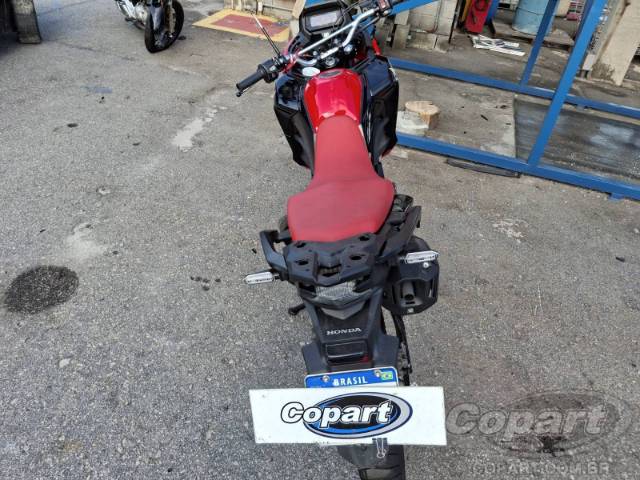 2025 HONDA XRE SAHARA 300 