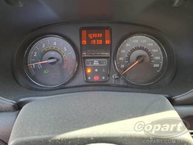 2014 RENAULT CLIO 