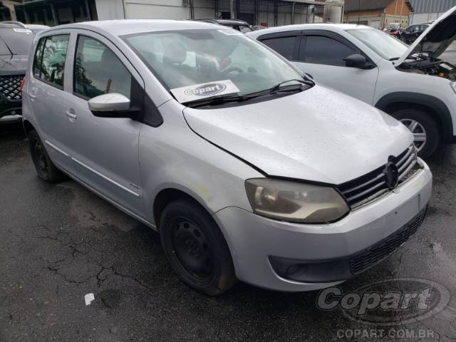 2010 VOLKSWAGEN FOX 