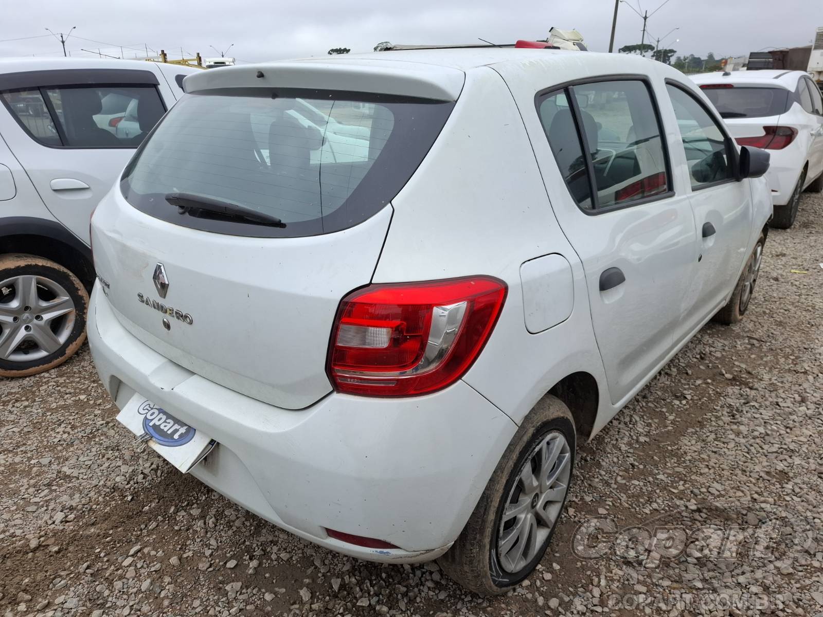 Foto 4: 2015 RENAULT SANDERO