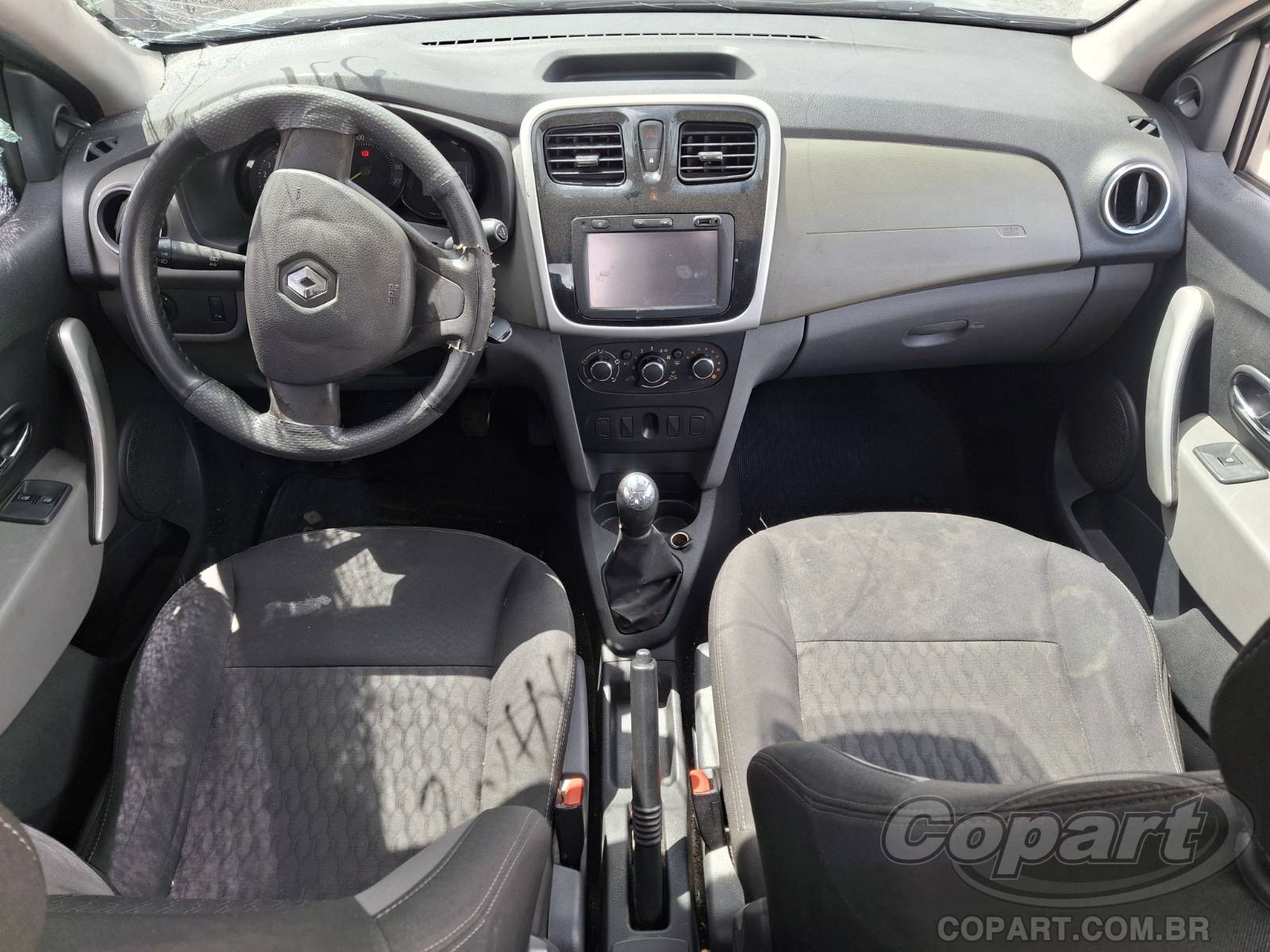 Foto 9 de 10: 2018 RENAULT LOGAN