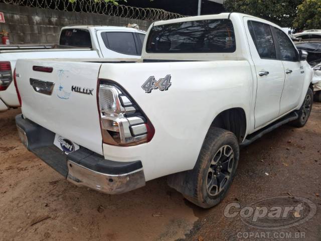 2023 TOYOTA HILUX CD 