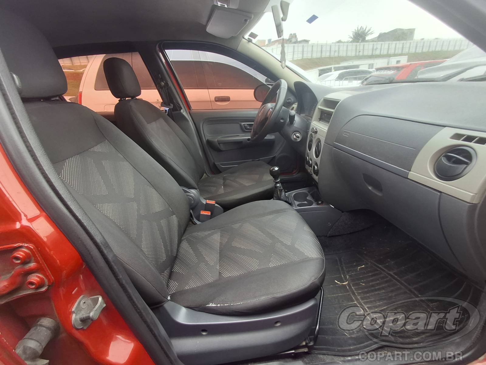2015 FIAT PALIO — foto 5 de 11