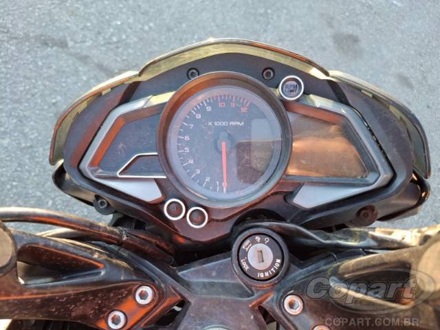 2025 BAJAJ DOMINAR 