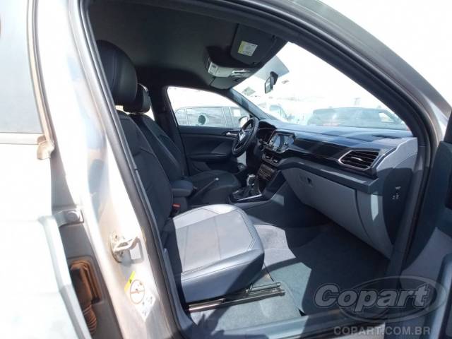 2023 VOLKSWAGEN T-CROSS 