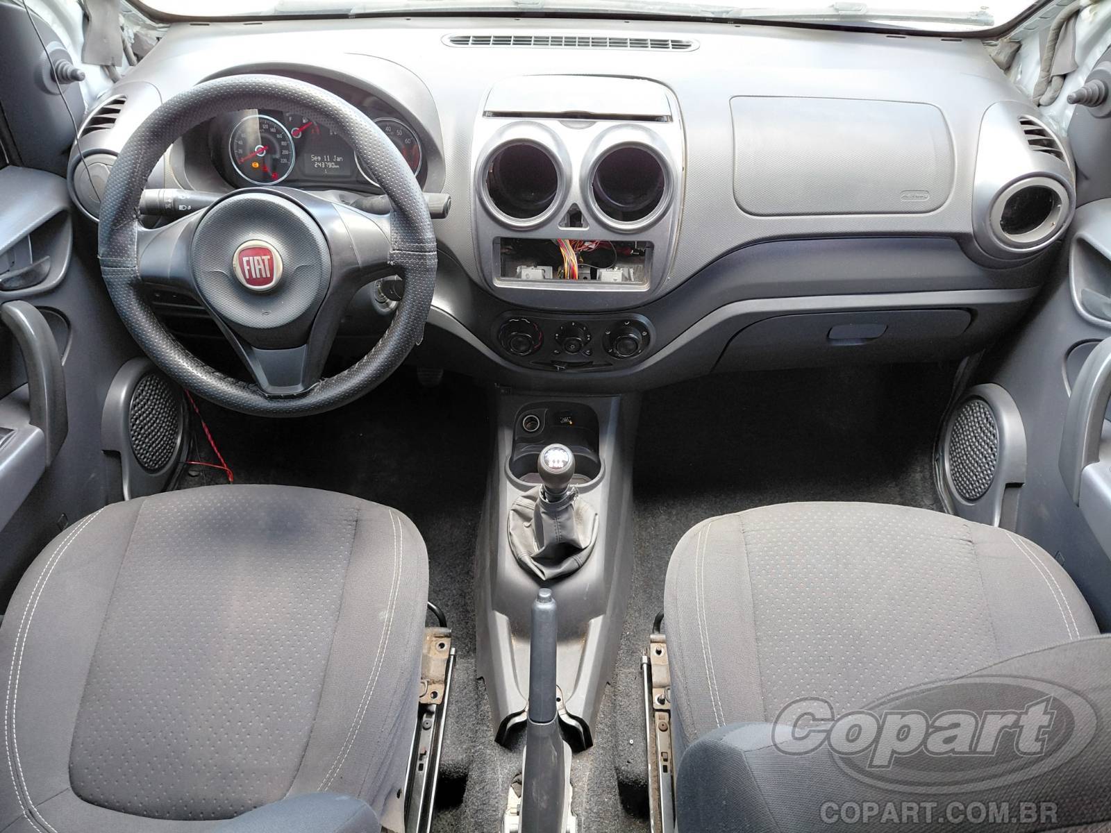 Foto 9 de 14: 2021 FIAT GRAND SIENA