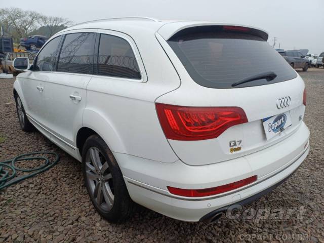 2010 AUDI Q7 