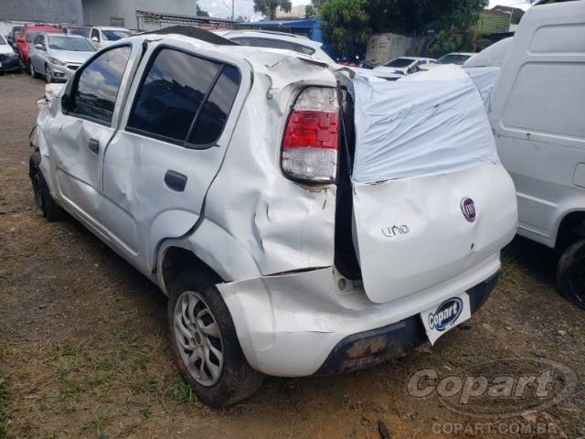 2021 FIAT UNO 