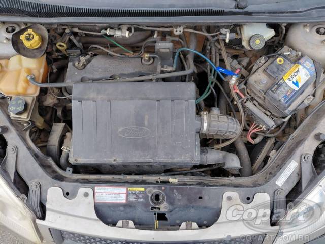2009 FORD FIESTA SEDAN 