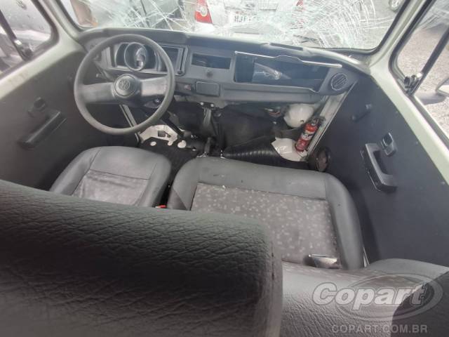 2013 VOLKSWAGEN KOMBI 