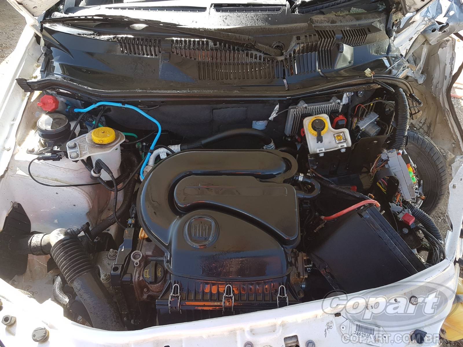 Foto 7 de 10: 2017 FIAT STRADA