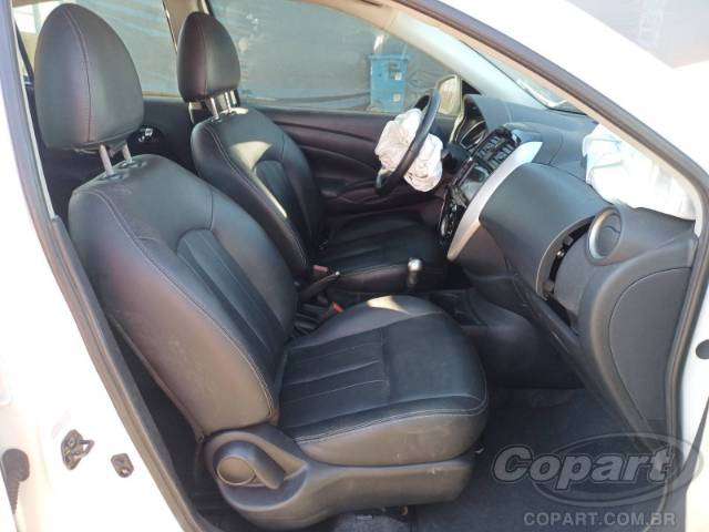 2020 NISSAN VERSA 