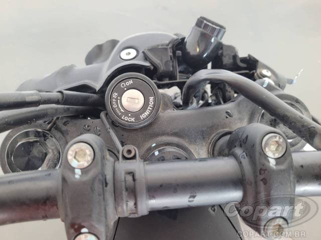 2026 ROYAL ENFIELD Guerrilla 