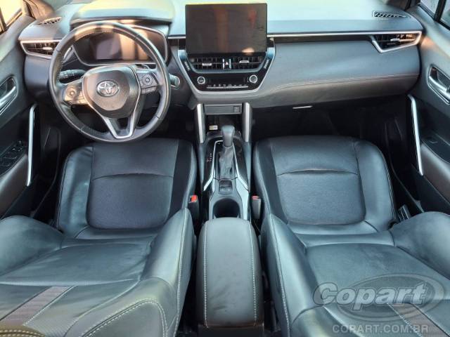 2026 TOYOTA COROLLA CROSS 