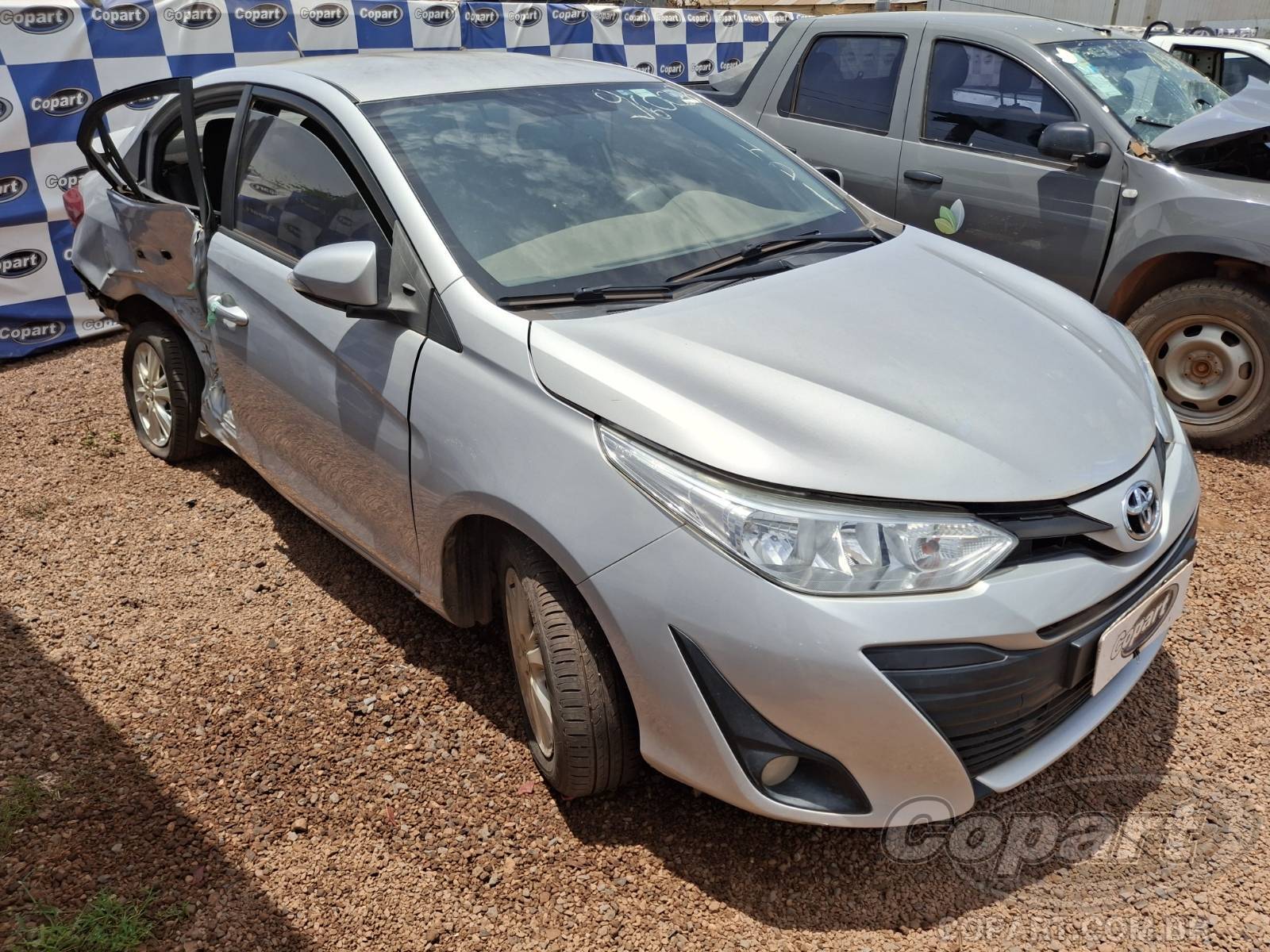 Veículo Toyota Yaris 2019 TOYOTA YARIS SEDA XL PLUS TECH CVT 1.5 16V DUAL VVT-I 2019 em leilão