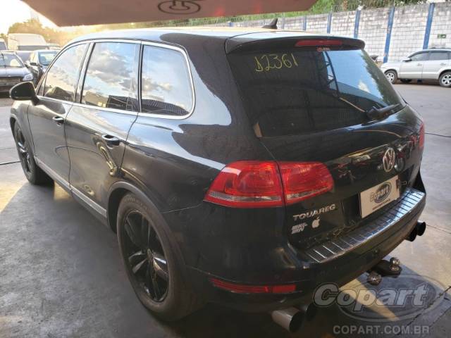 2014 VOLKSWAGEN TOUAREG 