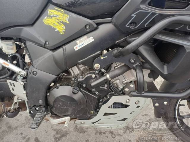 2018 SUZUKI V-STROM 