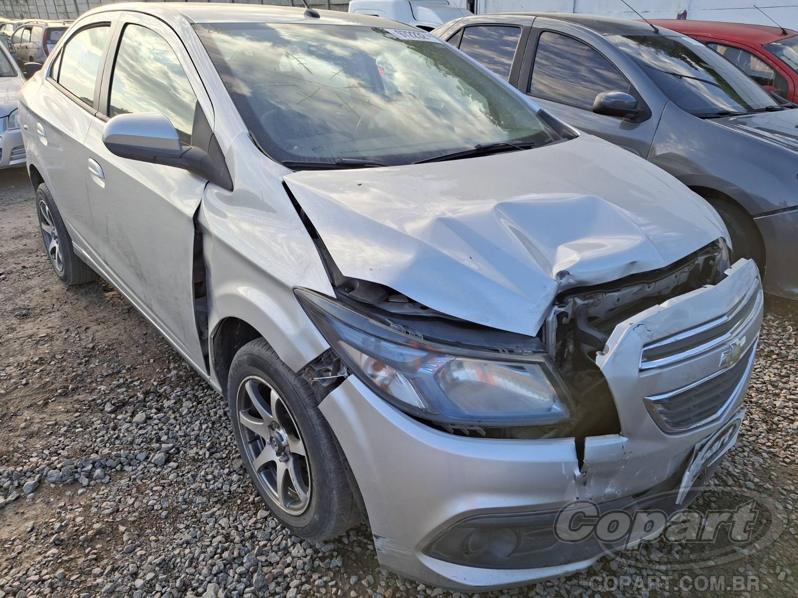 Chevrolet Prisma LT 1.4 SPE 2015 Colisão Média Monta