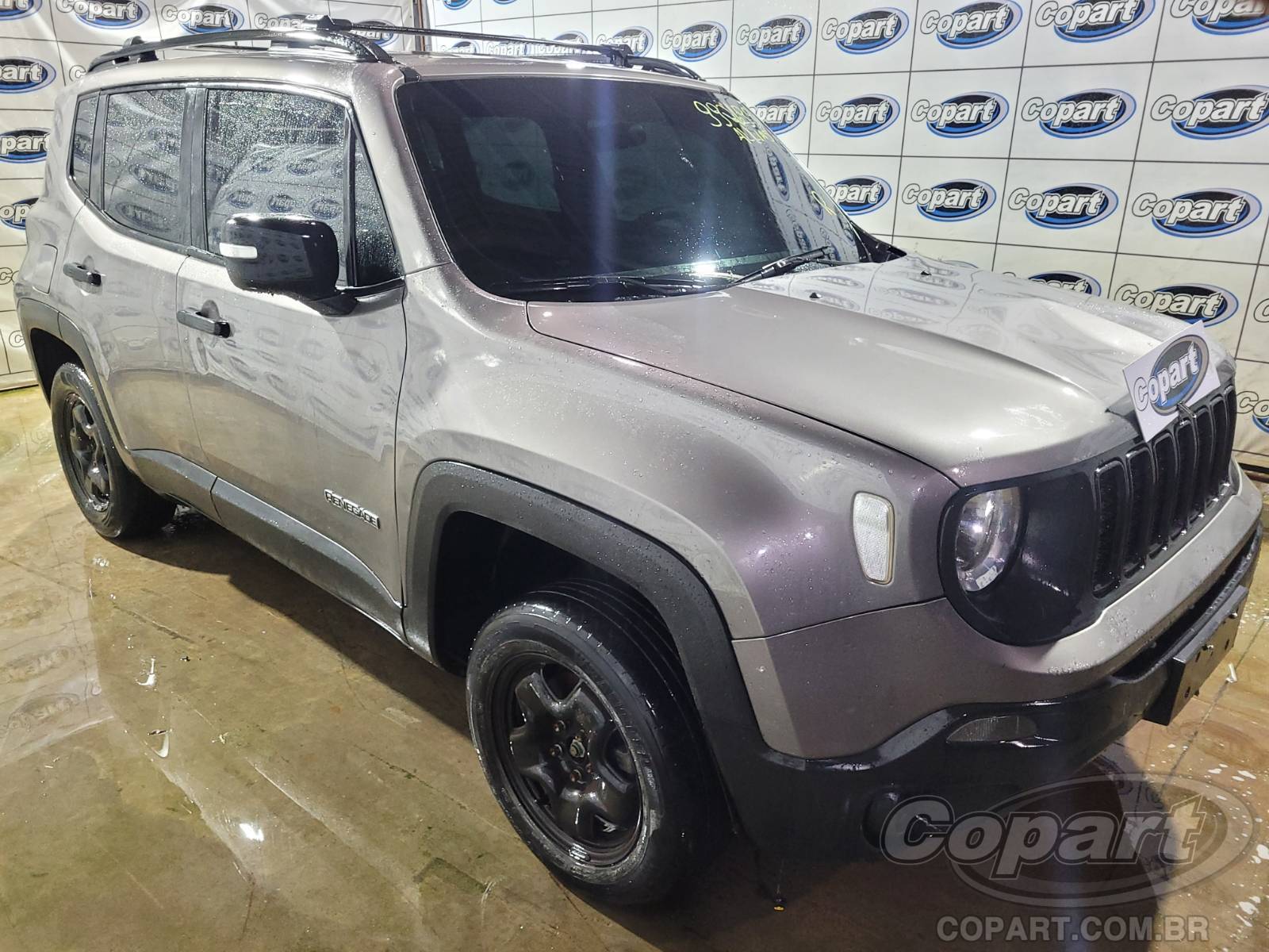 Veículo Fiat Renegade JEEP RENEGADE 1.8 16V E.TORQ EVO 2021 2021 em leilão
