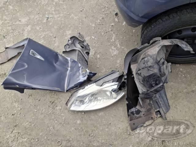 2012 RENAULT SANDERO 