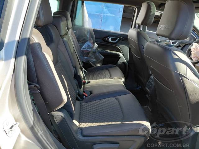 2024 JEEP COMMANDER 