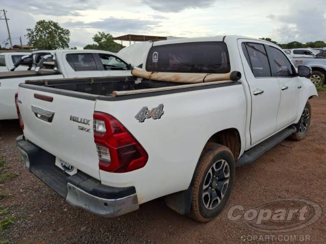 2022 TOYOTA HILUX CD 