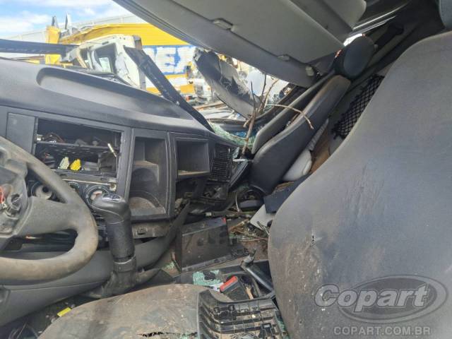 2021 VOLKSWAGEN CONSTELLATION 