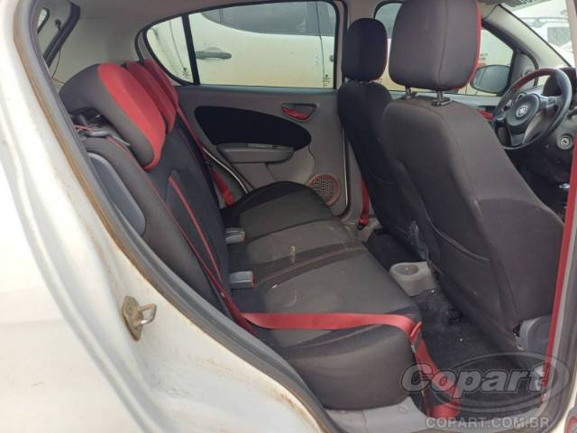 2015 FIAT PALIO 