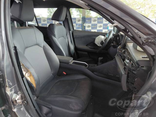2026 TOYOTA Yaris Cross 