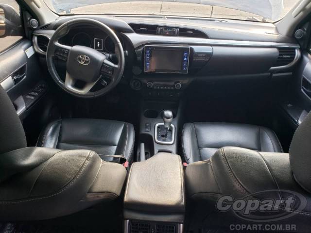 2017 TOYOTA HILUX CD 