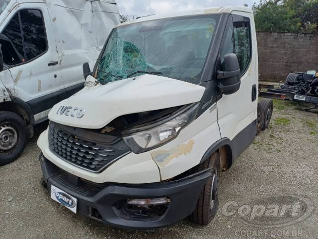 2022 IVECO DAILY 