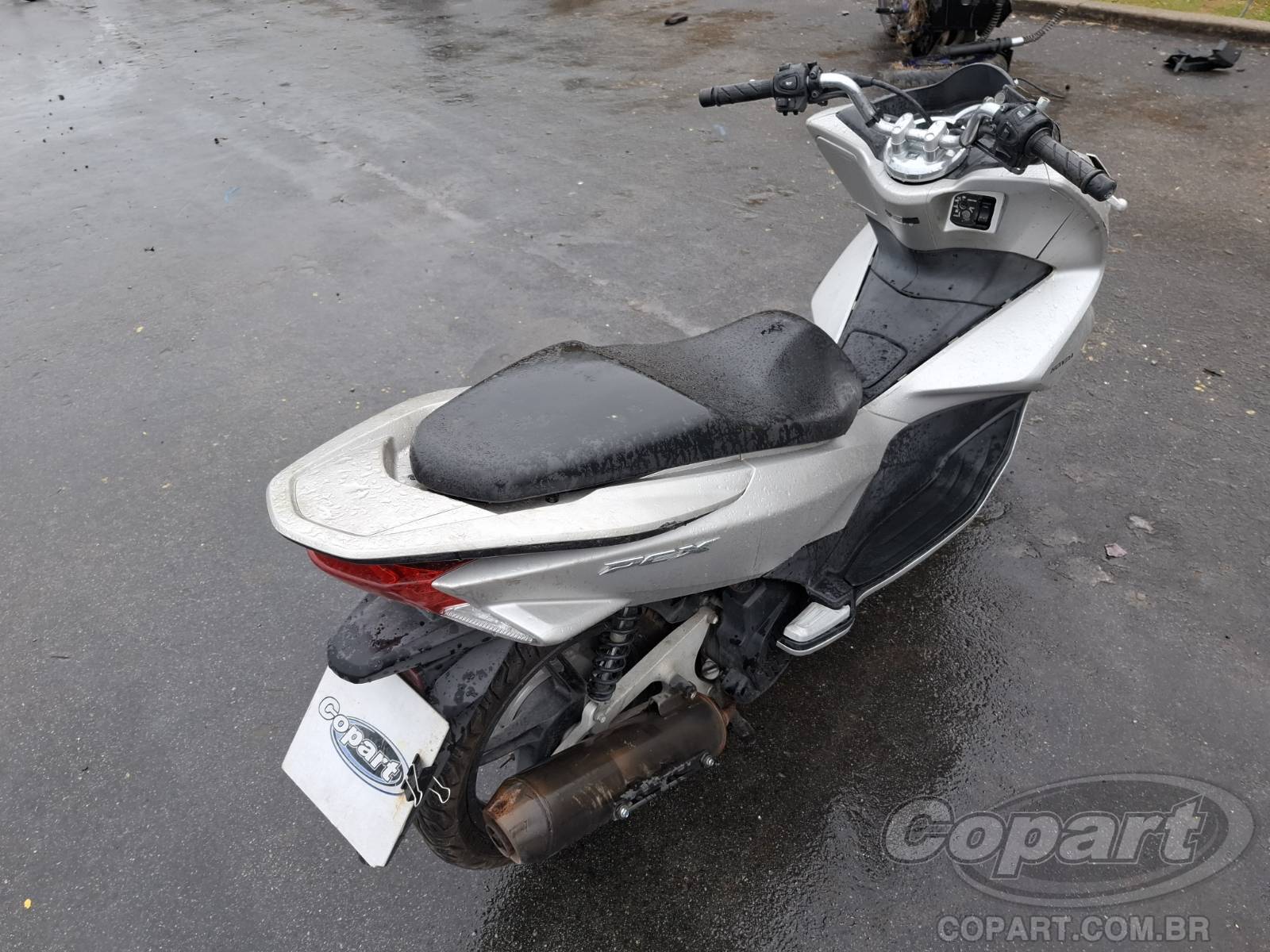 2017 HONDA PCX — foto 4 de 10