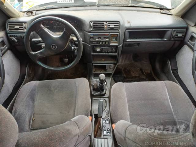1994 CHEVROLET VECTRA 