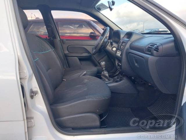 2016 RENAULT CLIO 