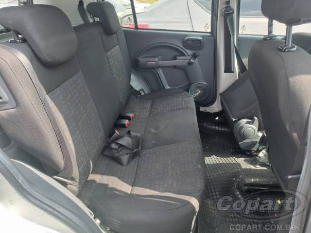 2015 FIAT UNO 