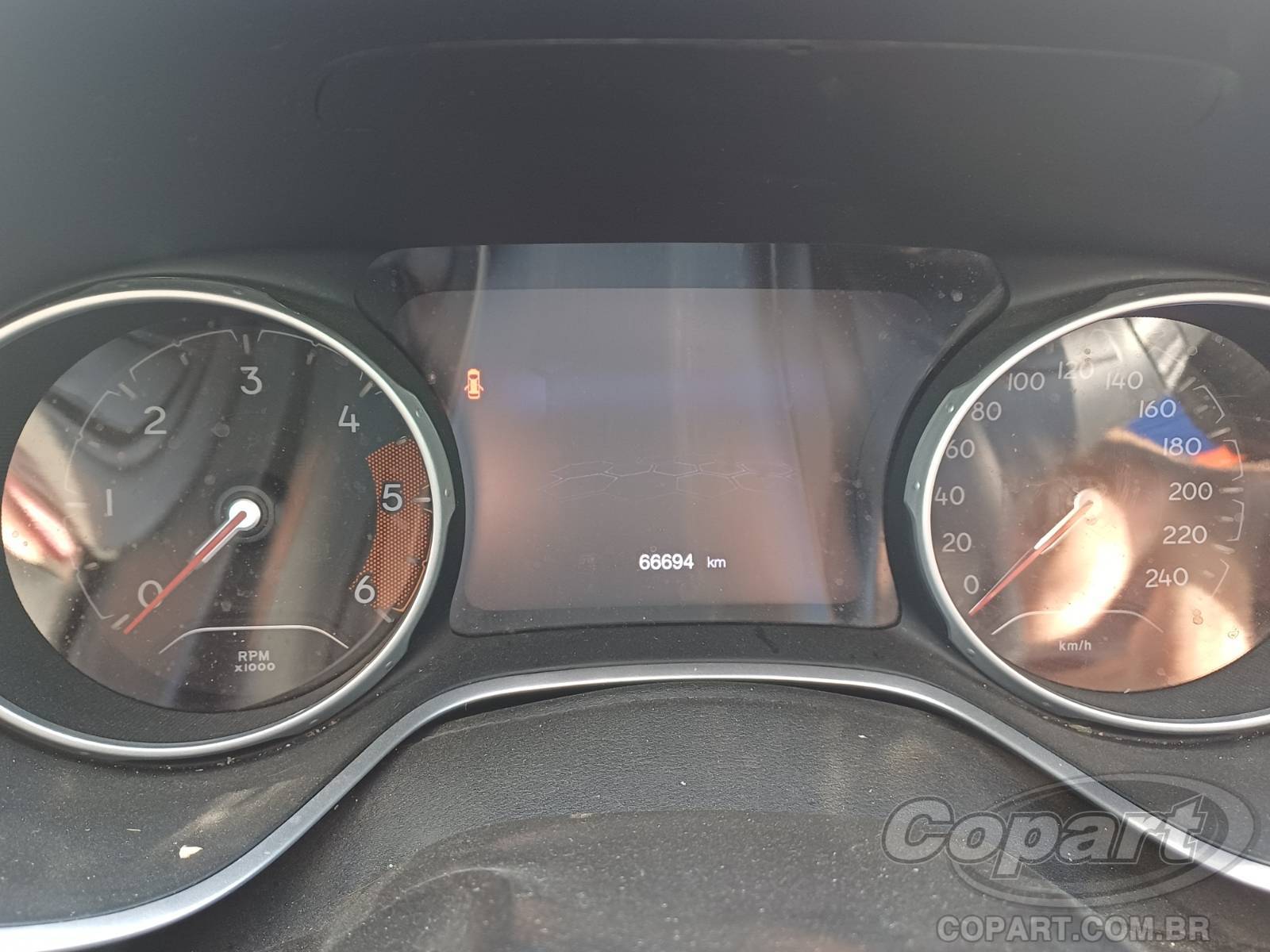 Foto 8 de 10: 2020 JEEP COMPASS